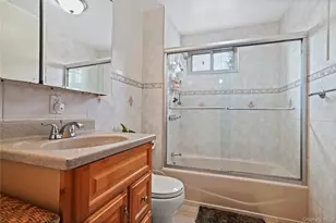 94-32 77th St, Ozone Park, NY 11416 - Photo 17