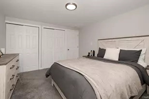 37 Holiday Park Dr, Centereach, NY 11720 - Photo 17
