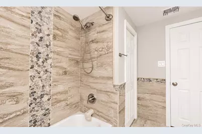 37 Holiday Park Drive, Centereach, NY 11720 - Photo 15