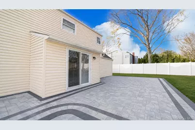 37 Holiday Park Drive, Centereach, NY 11720 - Photo 25