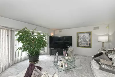 92 Bowling Lane, Deer Park, NY 11729 - Photo 11