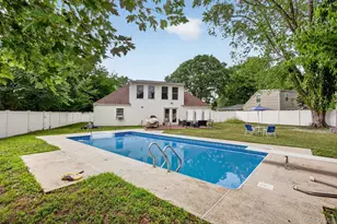 81 S Bedford Ave, Islandia, NY 11749 - Photo 15
