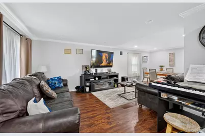 81 S Bedford Avenue, Islandia, NY 11749 - Photo 3