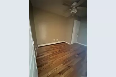 18915 117th Road #2nd fl, Saint Albans, NY 11412 - Photo 9