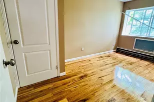 189-15 117th Rd, Saint Albans, NY 11412 - Photo 3