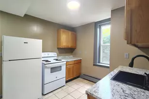 219 Mill St, Poughkeepsie, NY 12601 - Photo 3