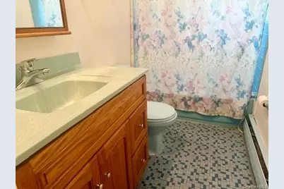 [Address not provided], West Babylon, NY 11704 - Photo 13