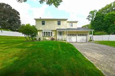 5 Trudy Court, Huntington Station, NY 11746 - Photo 3