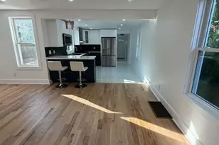 227 N Railroad Ave, Babylon, NY 11702 - Photo 3