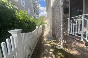 115-11 172nd St, Jamaica, NY 11434 - Photo 9