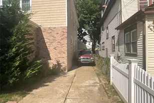 115-11 172nd St, Jamaica, NY 11434 - Photo 11
