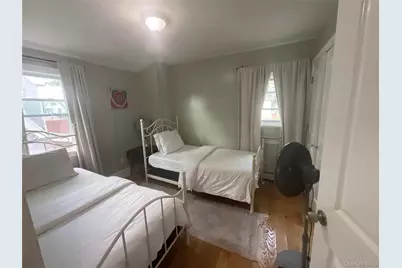 11511 172nd Street, Jamaica, NY 11434 - Photo 5