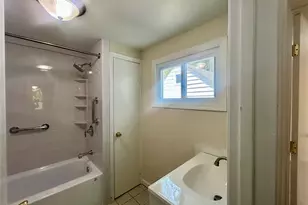 [Address not provided], Holtsville, NY 11742 - Photo 13