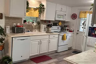 1661 Old Country Rd, Riverhead, NY 11901 - Photo 39