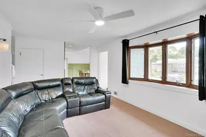 5 Stagg Lane, Commack, NY 11725 - Photo 13