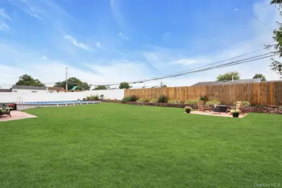 5 Stagg Lane, Commack, NY 11725 - Photo 35