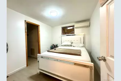 12401 7th Ave Avenue, College Point, NY 11356 - Photo 13