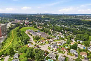 58 Dexter Rd, Yonkers, NY 10710 - Photo 49
