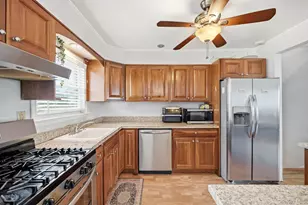 58 Dexter Rd, Yonkers, NY 10710 - Photo 11