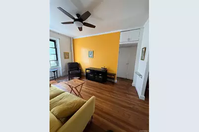 2167 33rd Street #3H, Astoria, NY 11105 - Photo 3