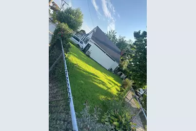 11516 Springfield Boulevard #1, Cambria Heights, NY 11411 - Photo 3