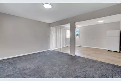 3612 Somerset Drive, Seaford, NY 11783 - Photo 23