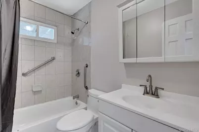 3612 Somerset Drive, Seaford, NY 11783 - Photo 19
