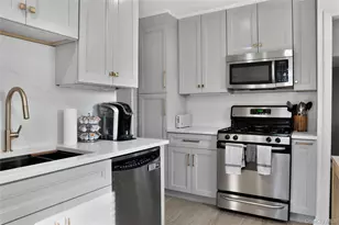 125 William St, Valley Stream, NY 11580 - Photo 5