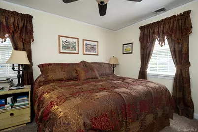 131 Euston Road S, West Hempstead, NY 11552 - Photo 5