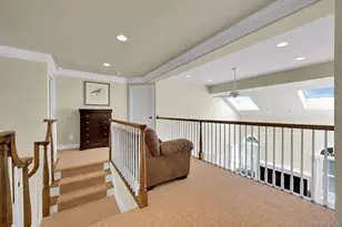 16 Eagle Ct, White Plains, NY 10605 - Photo 21