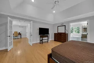 16 Eagle Ct, White Plains, NY 10605 - Photo 35
