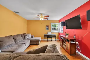 202B 1st St, East Northport, NY 11731 - Photo 3