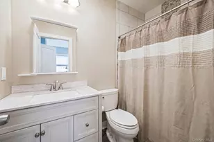 70 Summerfield Dr, Holtsville, NY 11742 - Photo 29