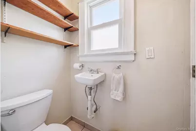 10244 85th Avenue, Richmond Hill, NY 11418 - Photo 11
