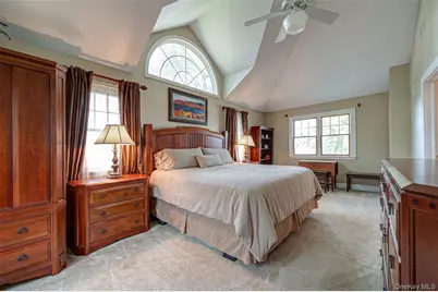 5 Harborview Lane, Huntington, NY 11743 - Photo 19