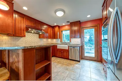 5 Harborview Lane, Huntington, NY 11743 - Photo 13