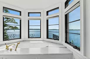 353 Centre Island Rd, Oyster Bay, NY 11771 - Photo 17