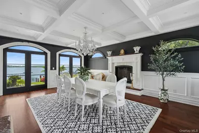 353 Centre Island Road, Oyster Bay, NY 11771 - Photo 9