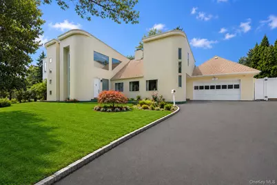 23 Wildwood Lane, Greenvale, NY 11548 - Photo 1