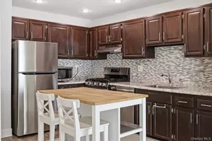 239 Country Club Ln, Pomona, NY 10970 - Photo 9