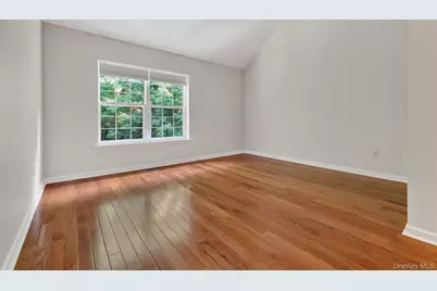 102 Crystal Hill Drive, Pomona, NY 10970 - Photo 15