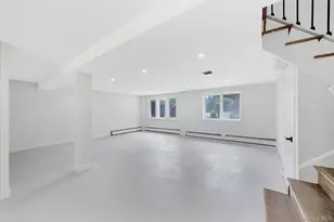 59 Eastfield Ln, Melville, NY 11747 - Photo 15