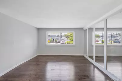 27 Galaxie Lane, Selden, NY 11784 - Photo 17