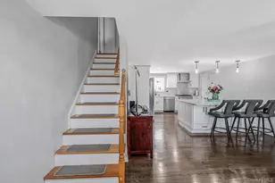 27 Galaxie Ln, Selden, NY 11784 - Photo 7