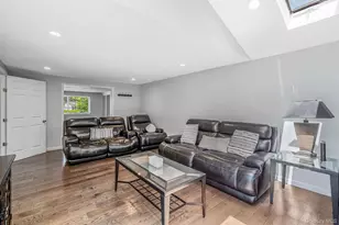 27 Galaxie Ln, Selden, NY 11784 - Photo 15