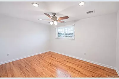 27 Galaxie Lane, Selden, NY 11784 - Photo 23