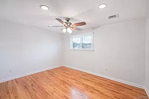 27 Galaxie Ln, Selden, NY 11784 - Photo 23
