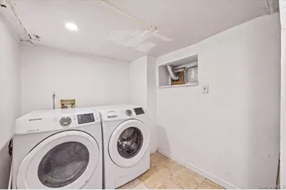 11956 Farmers Boulevard, Saint Albans, NY 11412 - Photo 27