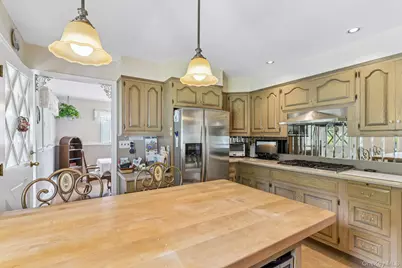 119 Brook Lane, Smithtown, NY 11787 - Photo 13