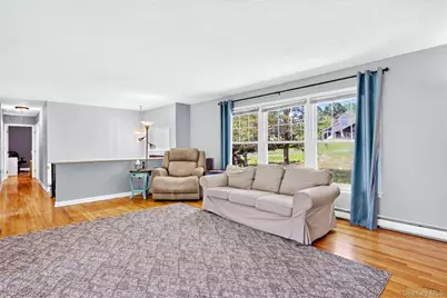 6 Gail Lane, Poughquag, NY 12570 - Photo 3